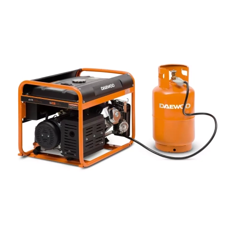 GDA7500DFE DAEWOO Agregat prądotwórczy dwupaliwowy 230V 6,5kW / 6,0kW 32A AVR