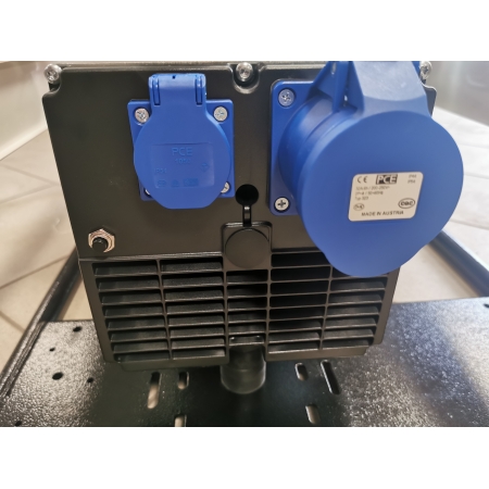 F 6001 R FOGO Agregat 230V AVR gniazda