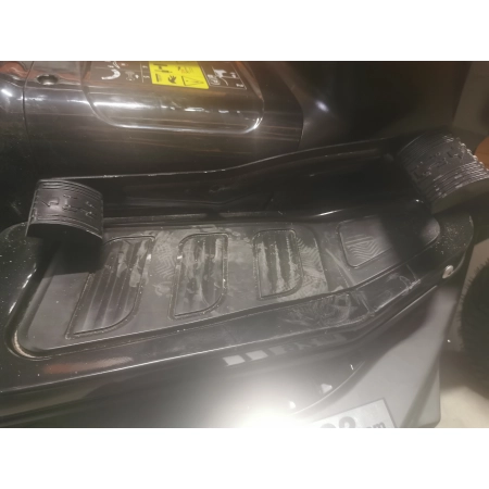 OLEO-MAC OM92R/16K COMFORT Spalinowy traktorek pedały hydrostatu