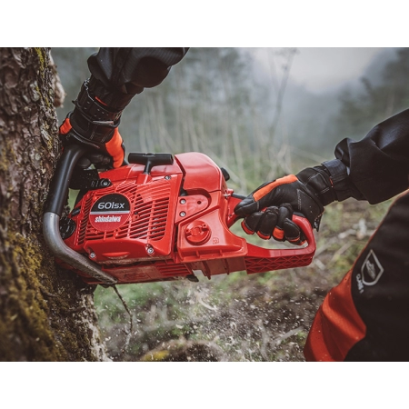 SHINDAIWA 601SX Pilarka spalinowa w pracy