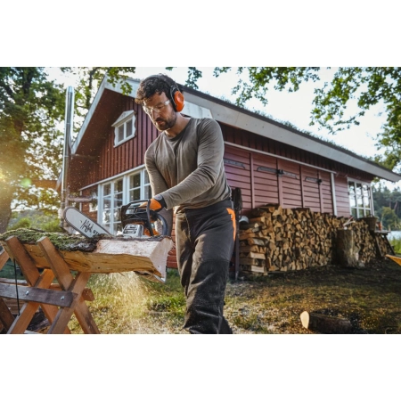 STIHL MS162C-BE Spalinowa pilarka łańcuchowa / 35cm / 30,1cm³