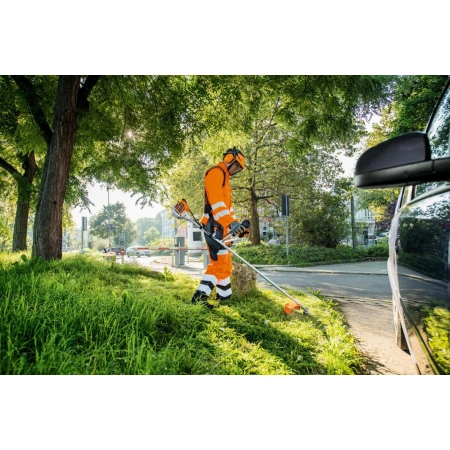 STIHL FS94C-E Spalinowa kosa żyłkowa / 42cm / 24,1cm³