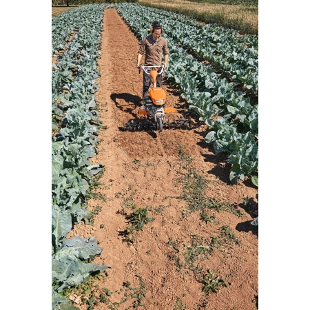 STIHL MH700 Spalinowa glebogryzarka z napędem / 120cm / 252cm³