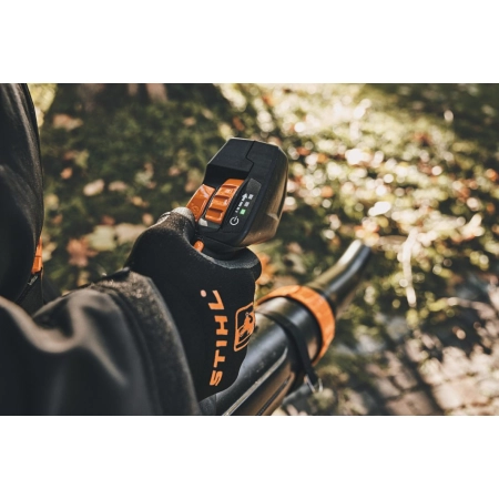 STIHL BGA300 Akumulatorowa dmuchawa plecakowa / 310km/h / 36V / BA030115914