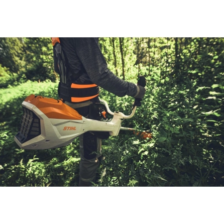 STIHL FSA400 Zestaw akumulatorowa kosa żyłkowa 2xAP500S+AL301 / 52cm / 36V / FA092000037 STIHL FSA400 Zestaw akumulatorowa kosa żyłkowa 2xAP500S+AL301 / 52cm / 36V / FA092000037
