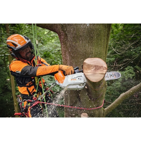 STIHL MSA220TC-O Akumulatorowa pilarka łańcuchowa / 35cm / 36V / MA012000051